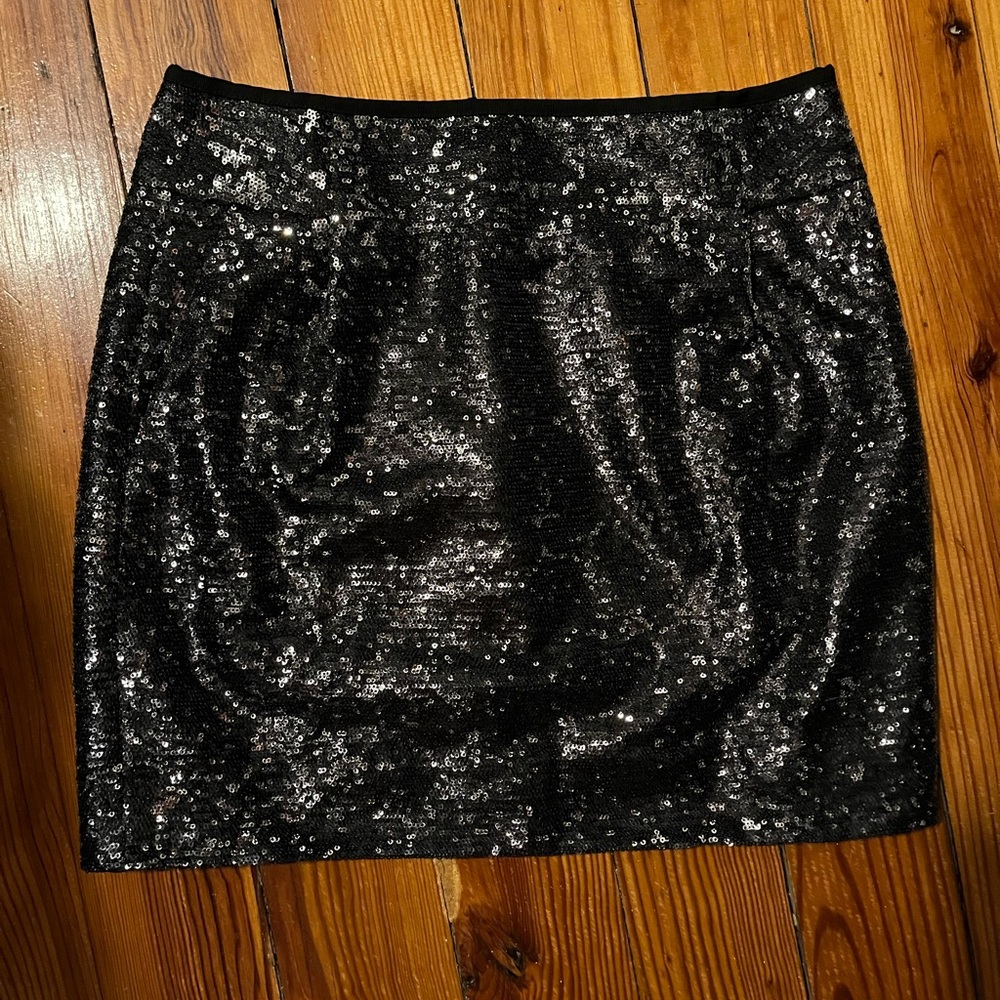 Jcrew holiday New Year’s Eve party skirt black sequin size 6
